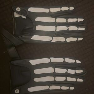 Child size skeleton gloves